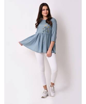 Women's Dobby Embroidered Tunic 1