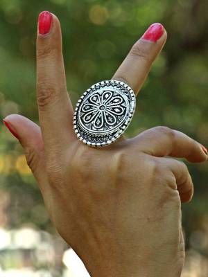 Silver rings 1