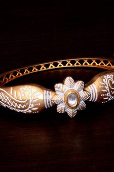 Copper Made Kundan Stone Embellished White Meenakari Worked Fine Quality Bracelet BD357