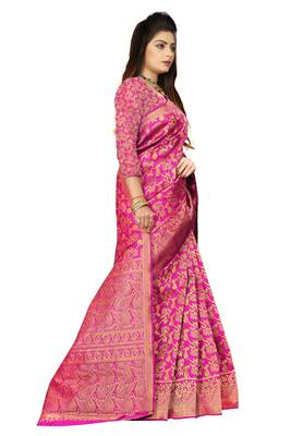 Pink woven banarasi  saree with blouse 3