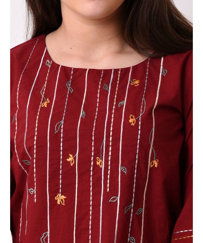 Women's Meadow Floral Top