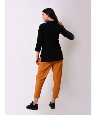 Women's Textured Embroidered Top 3