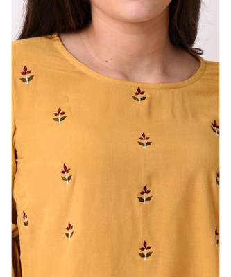 Women's Rayon Embroidered Top 5