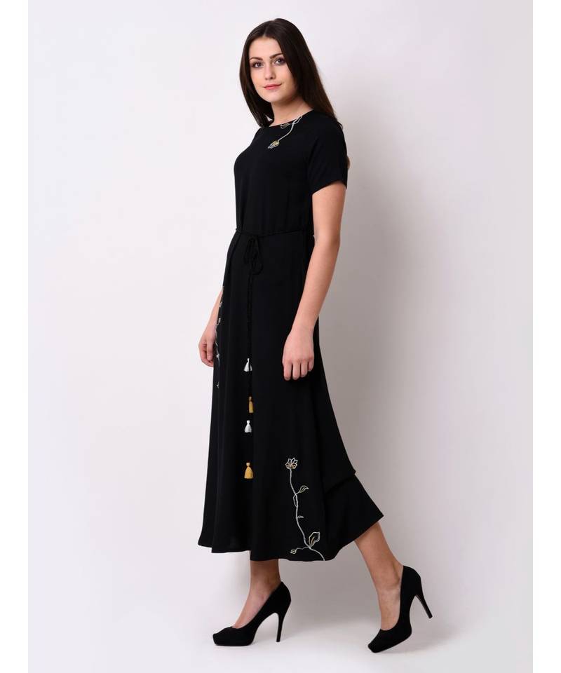Black Women's Black Embroidered Maxi Dress