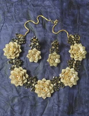 Gold onyx necklaces 3