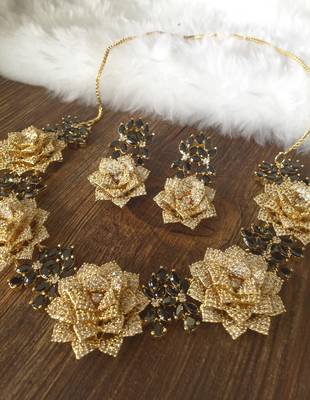 Gold onyx necklaces 4