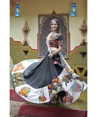 Black embroidered cotton unstitched lehenga choli 2