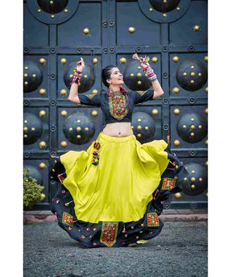 Black embroidered cotton unstitched lehenga choli 2