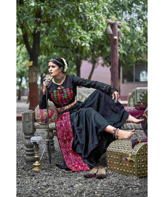 Black embroidered cotton unstitched lehenga choli 3