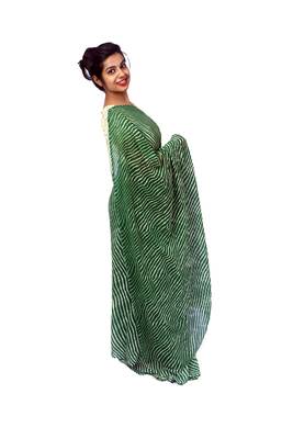 Green printed georgette saree with blouse 3