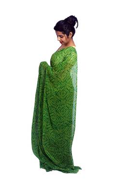 Green printed georgette saree with blouse 3