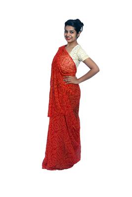 Red printed georgette saree with blouse 2