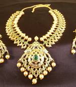 Green emerald   south-indian-jewellery