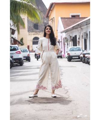 Cutwork Embroidered Hemline Jumpsuit   3