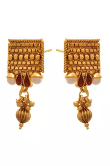 Gold pearl necklace-sets