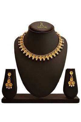Gold pearl necklace-sets 2
