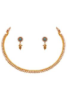 Gold pearl necklace-sets