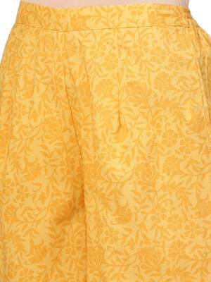 Off-white printed cotton kurta with palazzo and dupatta 5