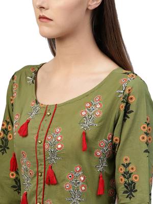 Green printed cotton kurtas-and-kurtis 5