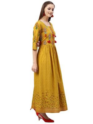 Yellow printed cotton kurtas-and-kurtis 3
