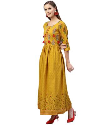 Yellow printed cotton kurtas-and-kurtis 4