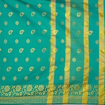 Green woven silk blend saree with blouse 4