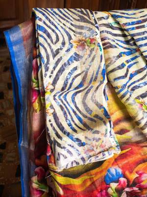 Multicolor Printed Linen Saree With Blouse 5