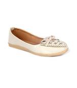 Trends & Trades Womens Light Weight Designer  All Season Fashion Sandal