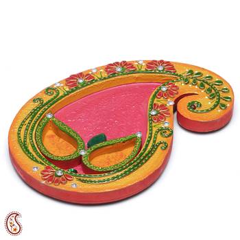 Keri Design Arthi Thali Crafted In Wood With Clay And Paint Work 1