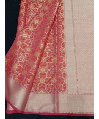 Red woven banarasi cotton saree with blouse 3