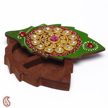 Leaf Design Wood And Clay Jewelry Box 2