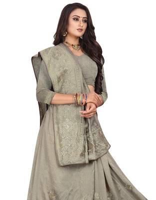 Grey Embroidered Cotton Silk Saree With Blouse 3