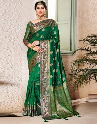 Green woven silk blend saree with blouse 1