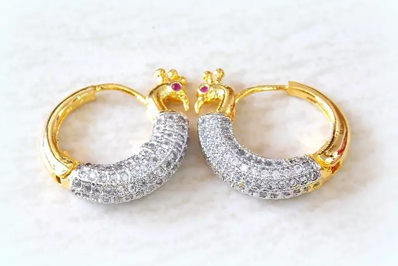 FINE PEACOCK DESIGN CZ BALI EARRING