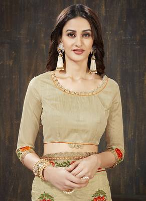 Beige embroidered art silk blend saree with blouse 4