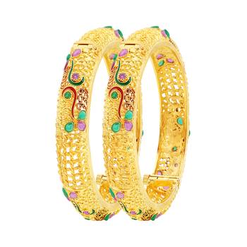 Gold bangles-and-bracelets 1
