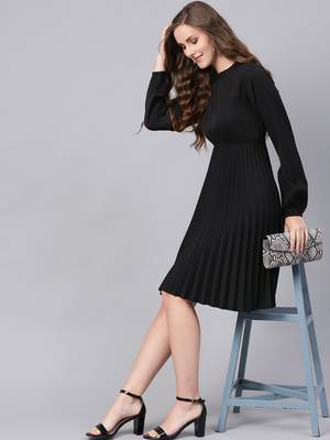 Black Mandrain Collar Pleated Skater Dress 6