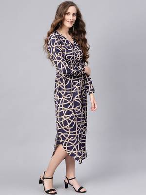 blue Linked Print Belted Wrap Dress 4