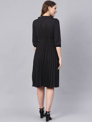 Black Peterpan Belted Pleated Midi Dress 3