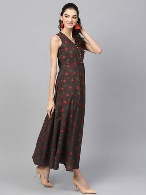 Brown ikat sleeveless Flared Maxi 4
