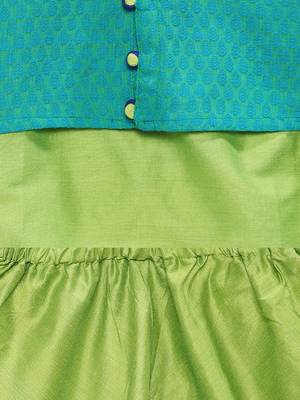 Green woven brocade boys-kurta-pyjama 5