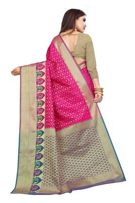 Pink woven kanchipuram silk saree with blouse 3