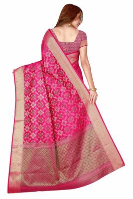 Pink woven kanchipuram silk saree with blouse 3