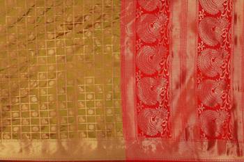 Olive woven kanchipuram silk saree with blouse 4