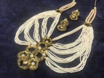 Gold necklaces 3