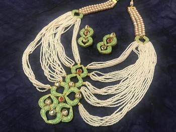 Gold necklaces 5