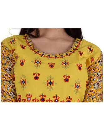 Womens Rayon Yellow Straight Round Neck Ankle Length Kurti 4