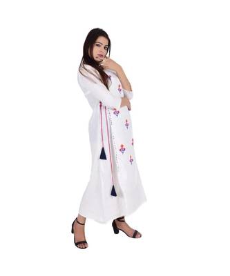 Womens Rayon White Straight Round Neck Ankle Length Kurti 2