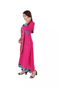 Womens Rayon Pink Straight Boat NeckAnkle Length Kurti