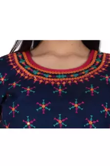 Womens Rayon Multi Straight Round Neck  Knee Length Kurti